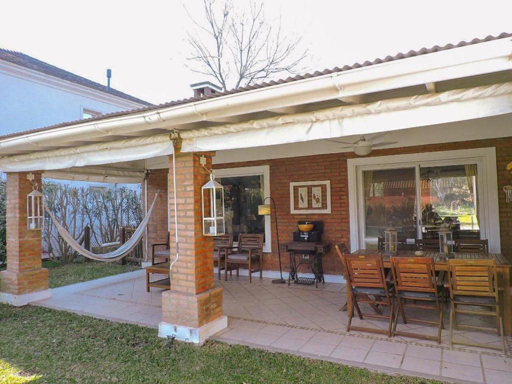 Casa Con Piscina Privada Climatizada En Exclusivo Golf Country Club 1000m2 *
