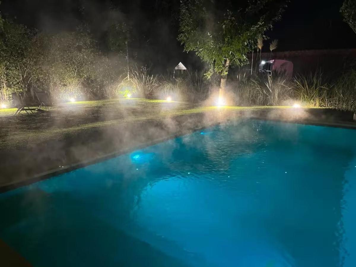 Casa Con Piscina Privada Climatizada En Exclusivo Golf Country Club 1000m2 Vakantiehuis *