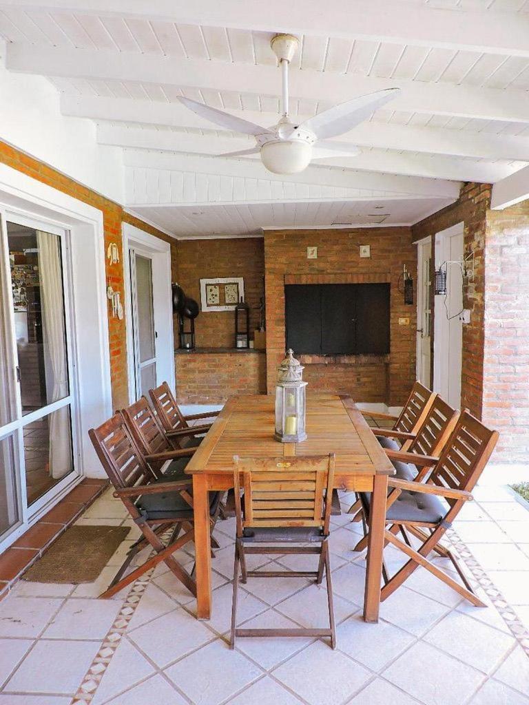 Casa Con Piscina Privada Climatizada En Exclusivo Golf Country Club 1000m2