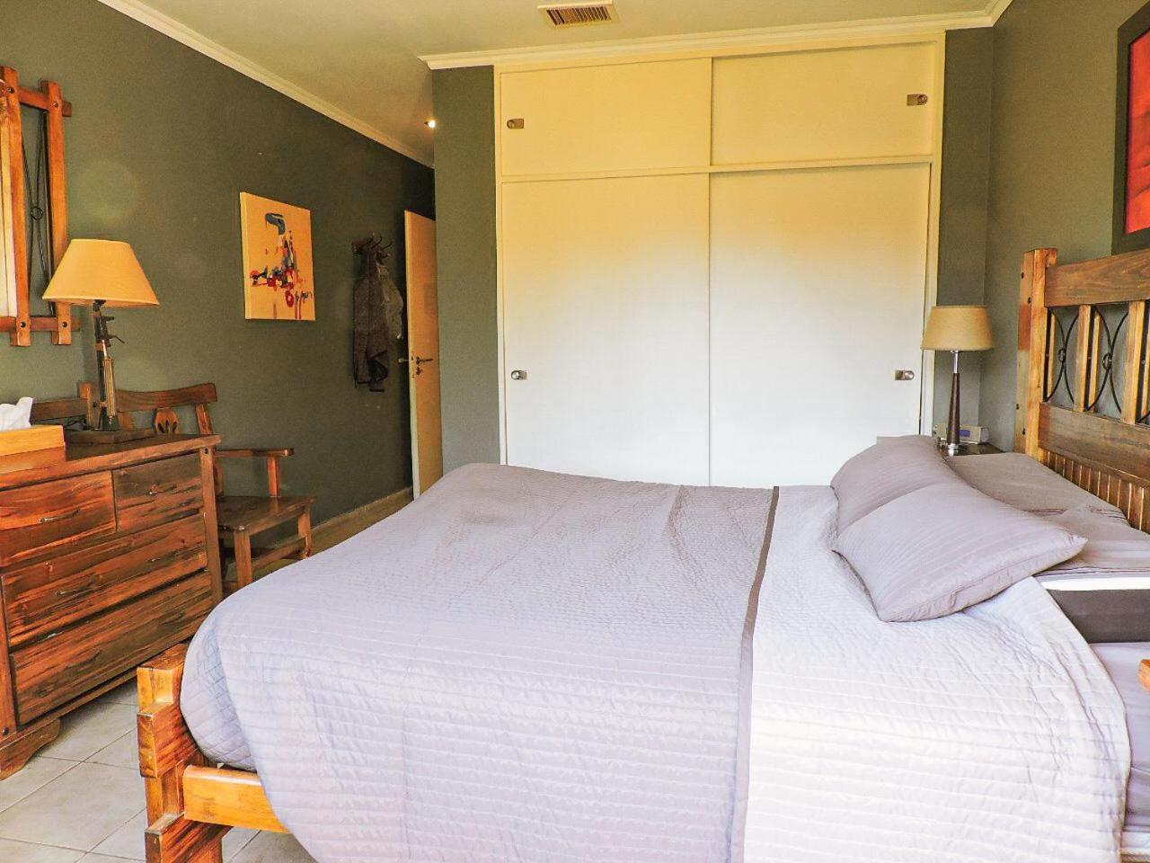 Casa Con Piscina Privada Climatizada En Exclusivo Golf Country Club 1000m2